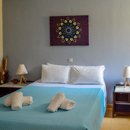 Manto On The Beach Apartments Barbati Exterior foto