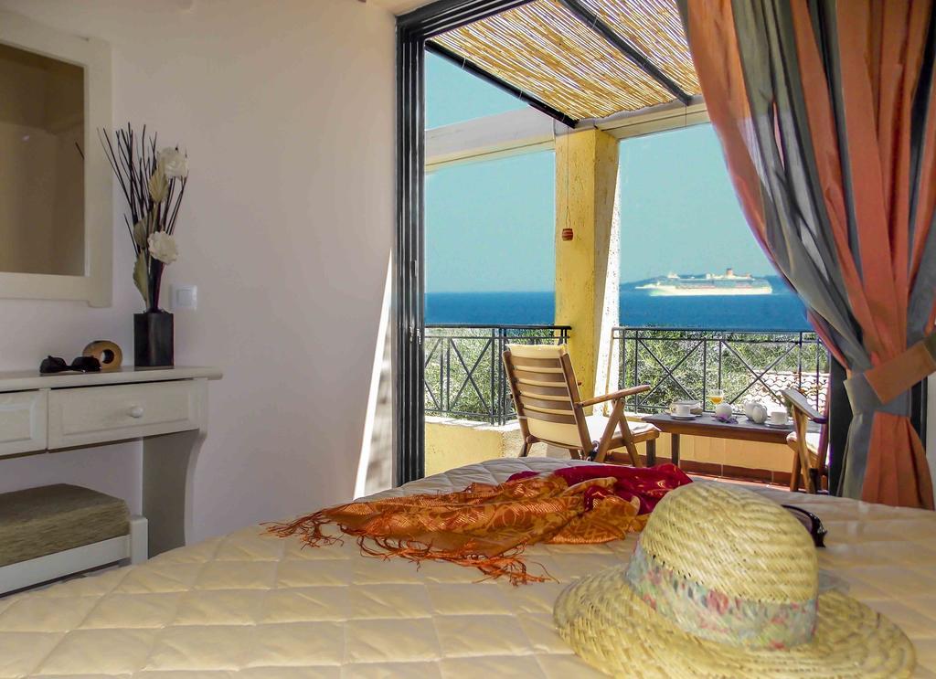 Manto On The Beach Apartments Barbati Exterior foto